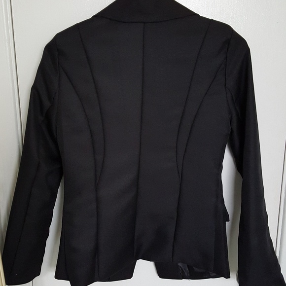 Black jacket - Picture 2 of 3