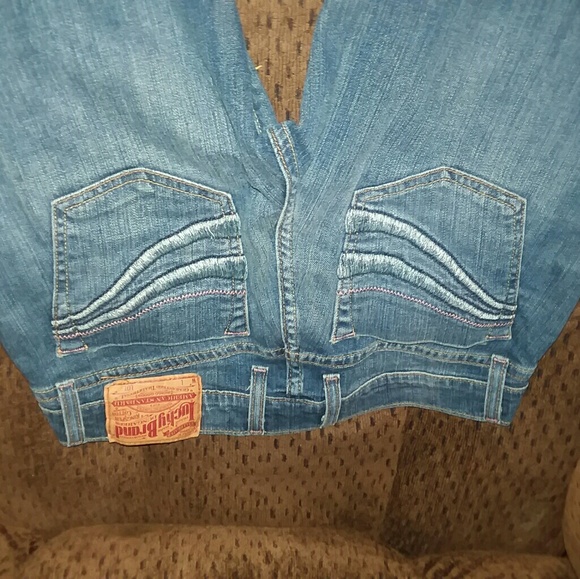 Lucky Jeans - Picture 5 of 7
