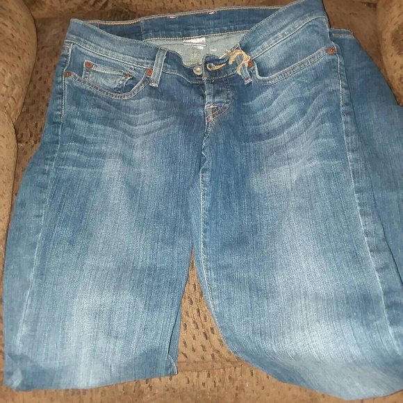 Lucky Jeans - Picture 7 of 7
