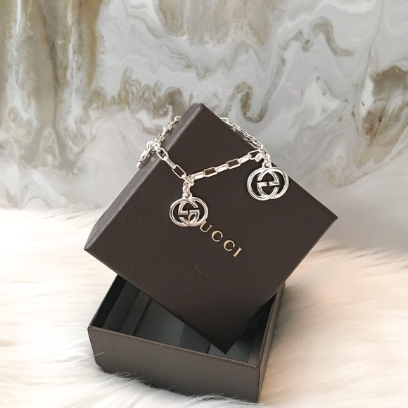 bracelet with double g in silver