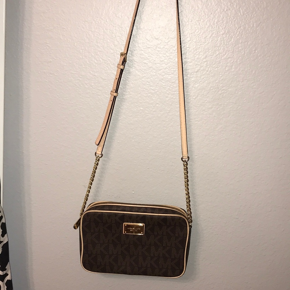 MICHAEL KORS CROSSBODY