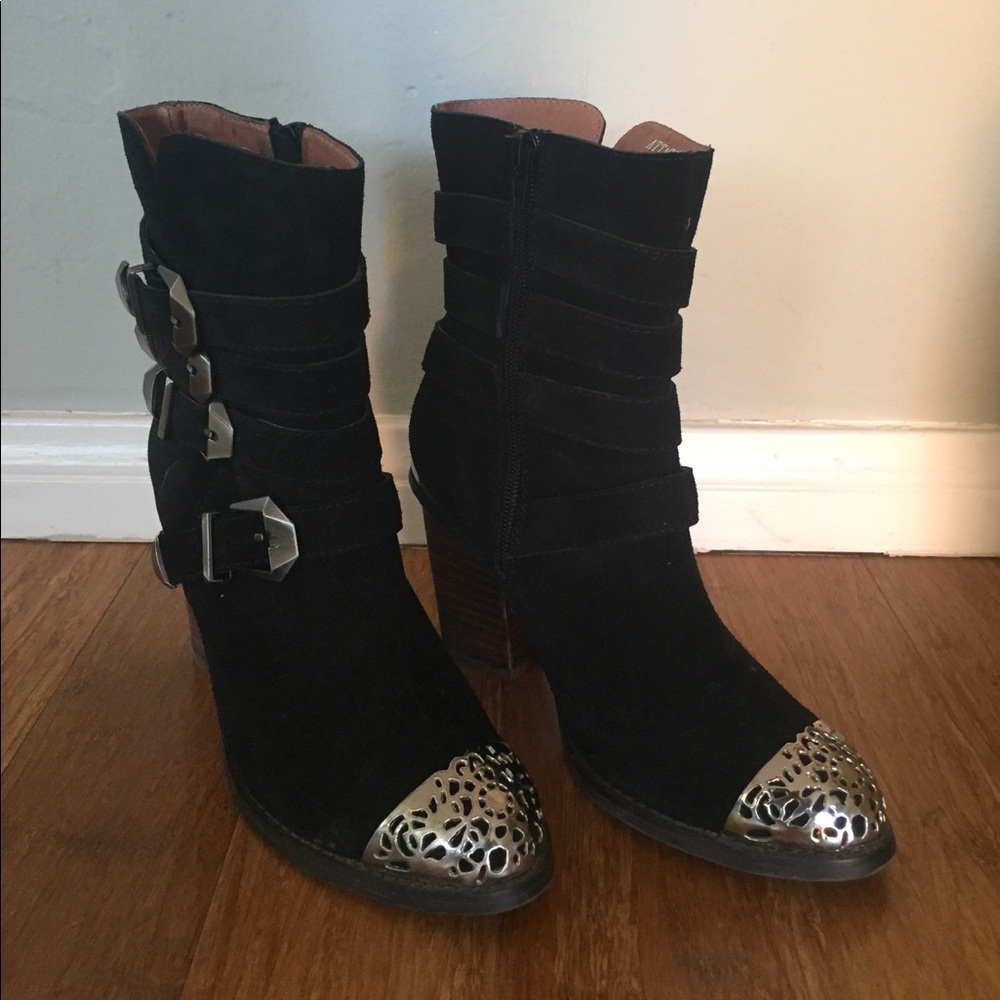 Brand New Jeffrey Campbell boots!