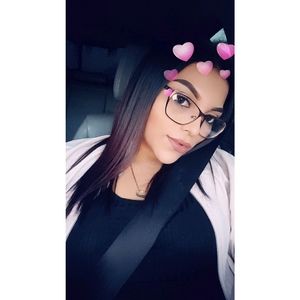 Meet your Posher, Cristina