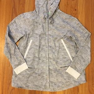 Lululemon Sun Showers Pleated Swing Raincoat