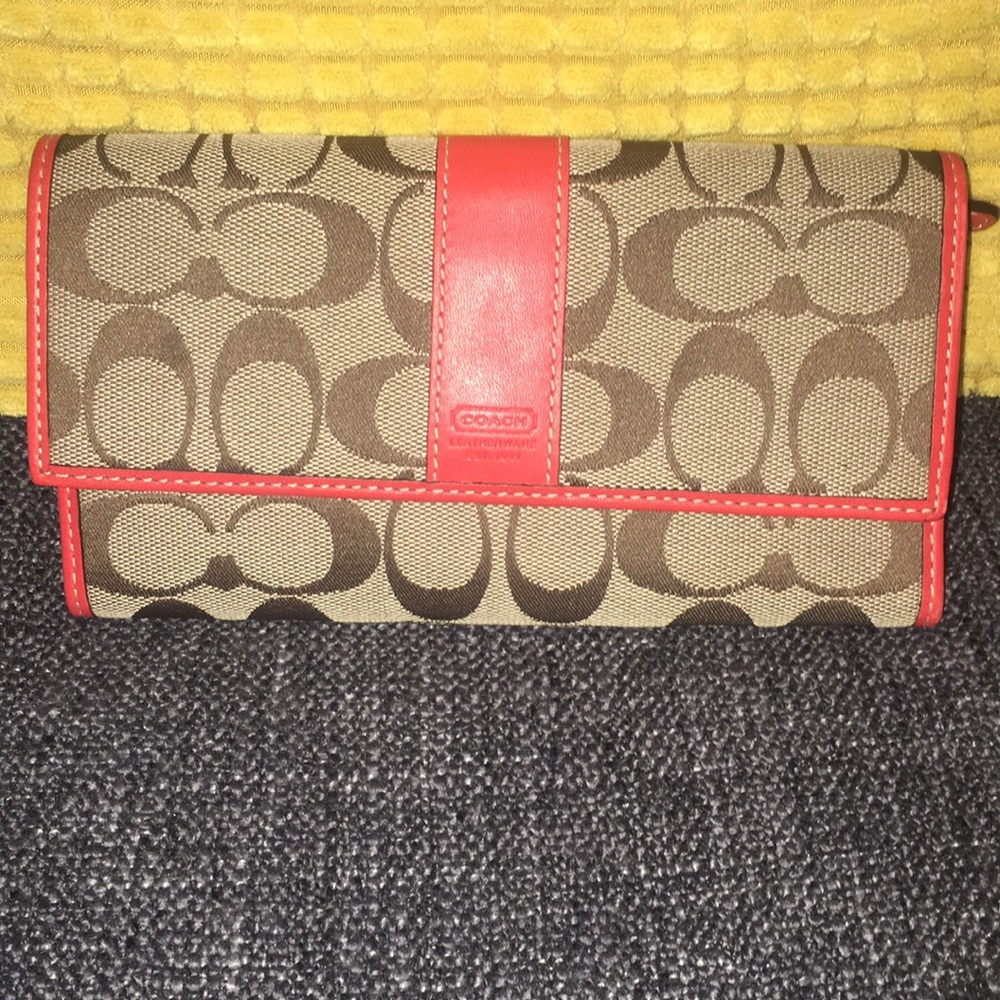 Authentic Coach wallet