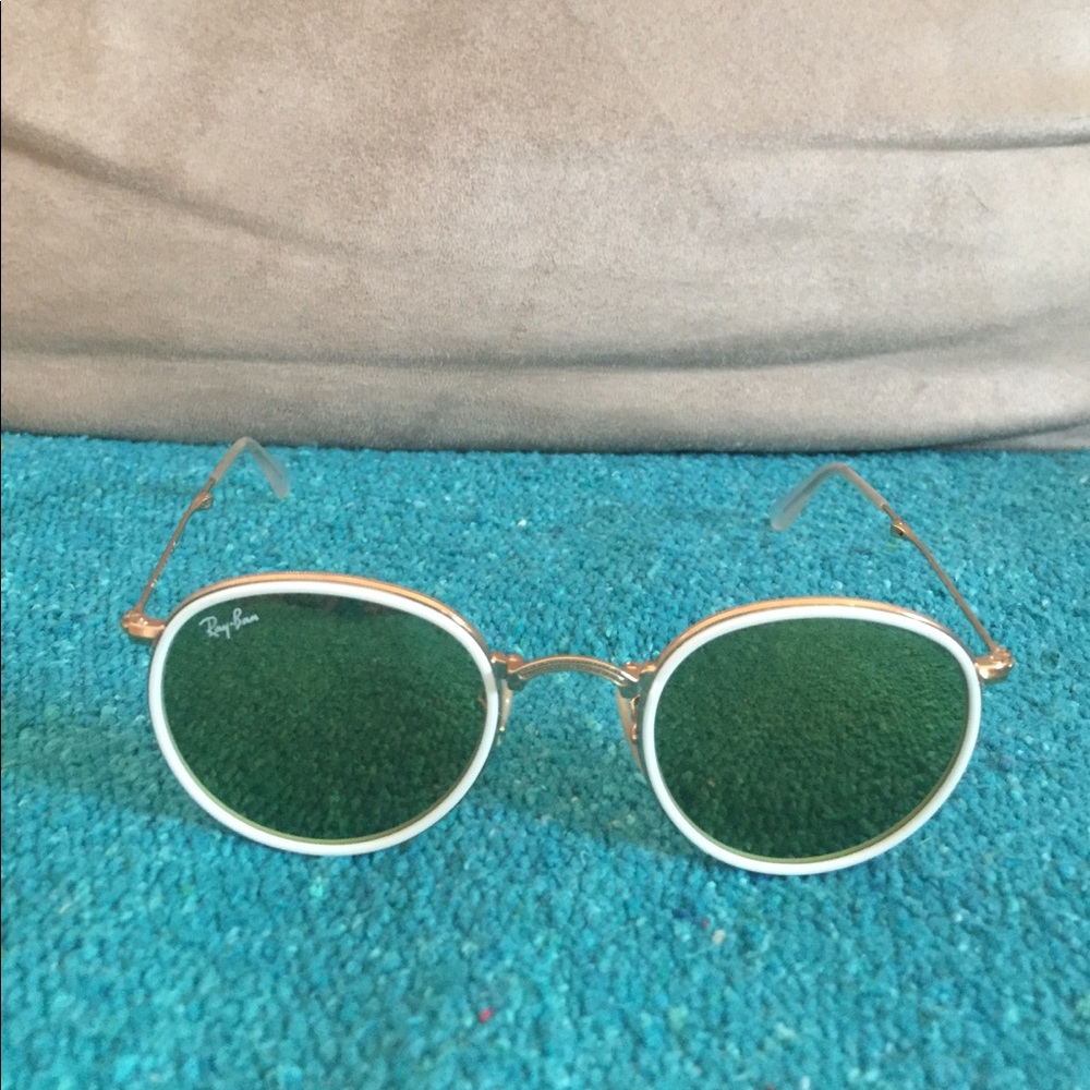John Lennon Ray Bans