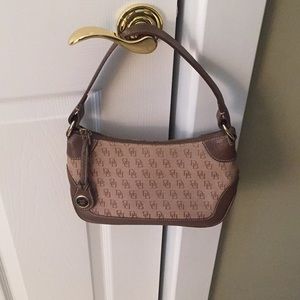 Small Clutch Dooney Bourke Purse