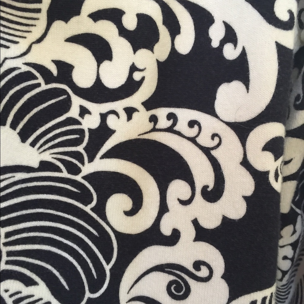 Beautiful black & white print cardigan Talbots's