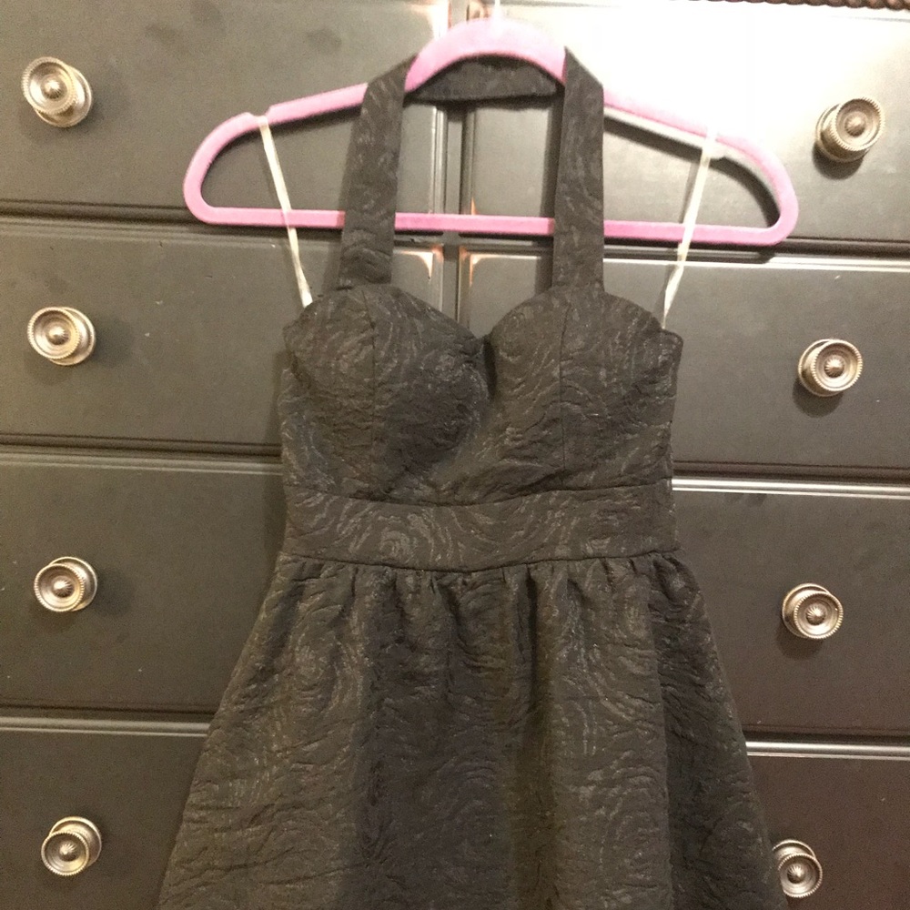 Forever 21 Pin up rose top size small