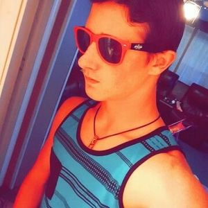 Meet your Posher, Blaine