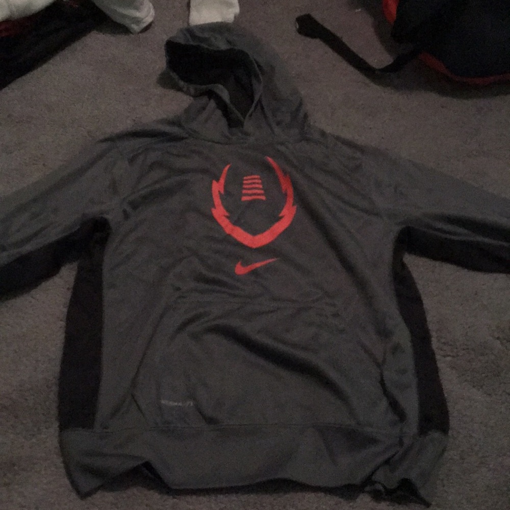 Nike thermafit football sweatshirt