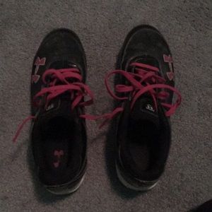 Softball cleats