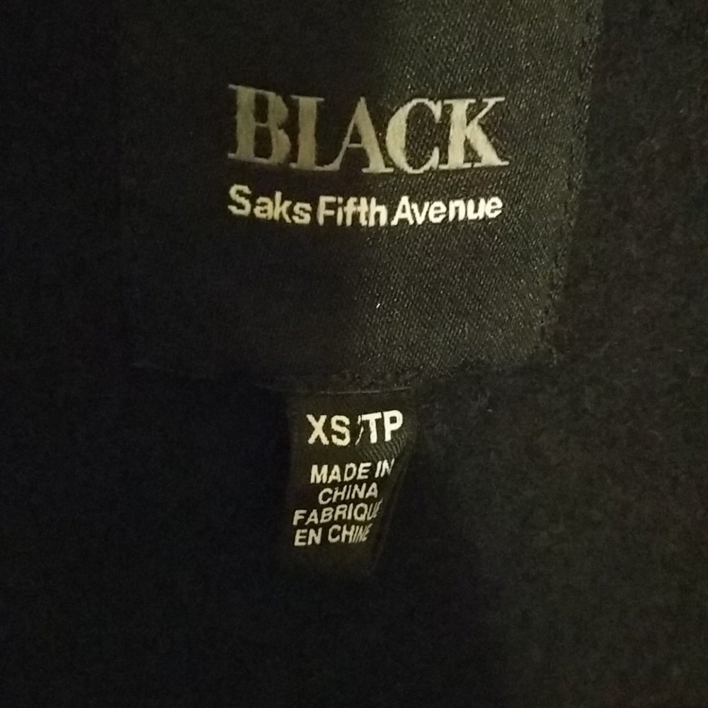 🎁 SOLD Black Faux Fur & Woven Combo Coat - Picture 4 of 6