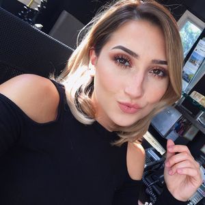 Meet your Posher, Mychaela