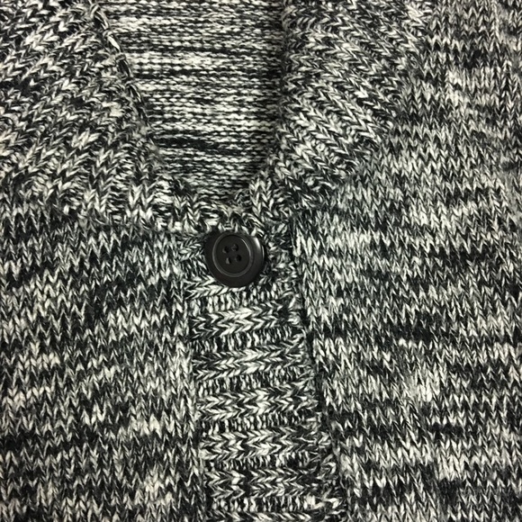 One Button Knit Cardigan - Picture 3 of 7