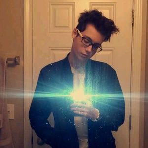 Meet your Posher, Chris