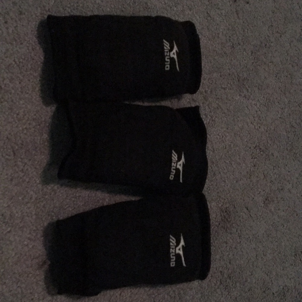 Mizuno volleyball kneepads