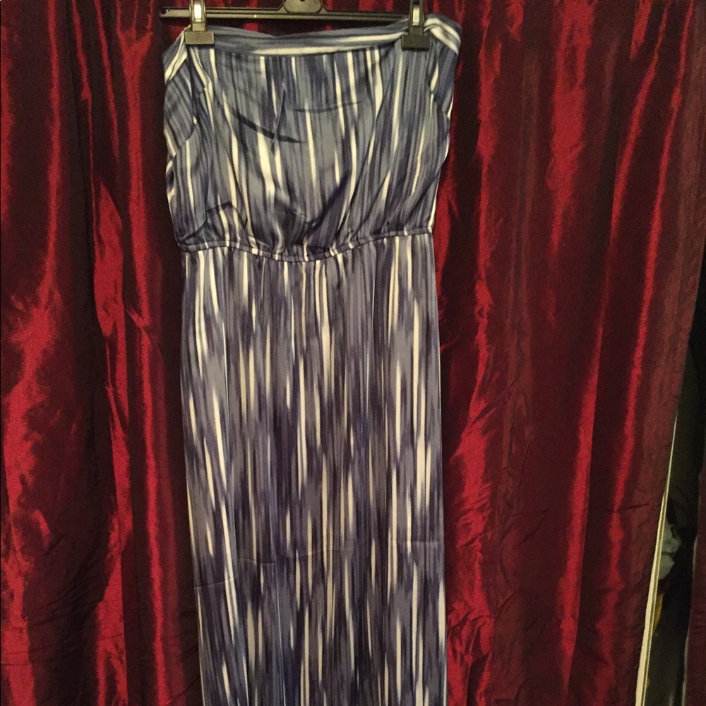 White House Black Market long maxi