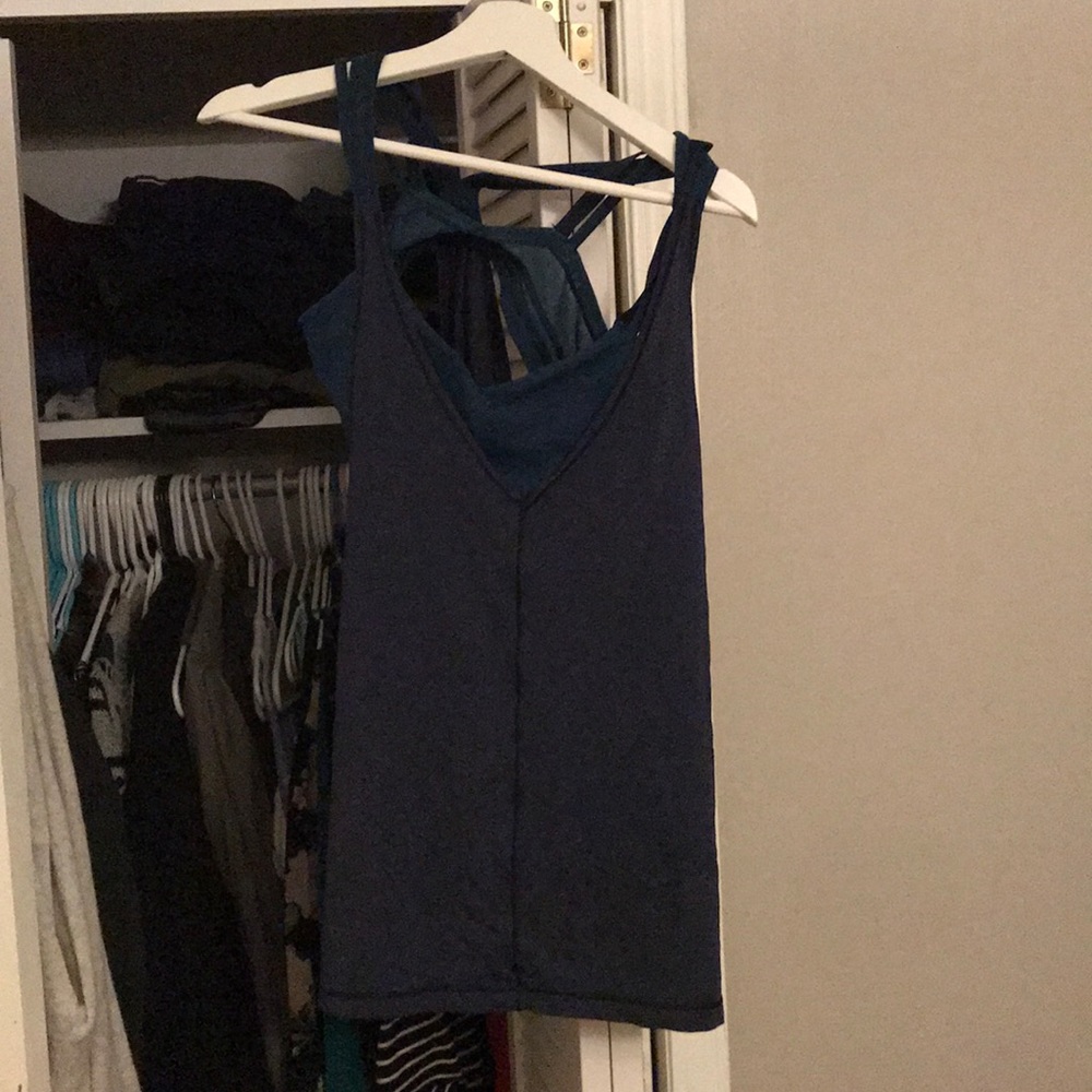 Lululemon top