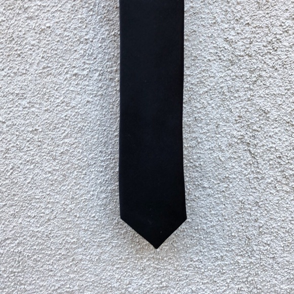 Merona Other - Shiny black skinny tie by Merona