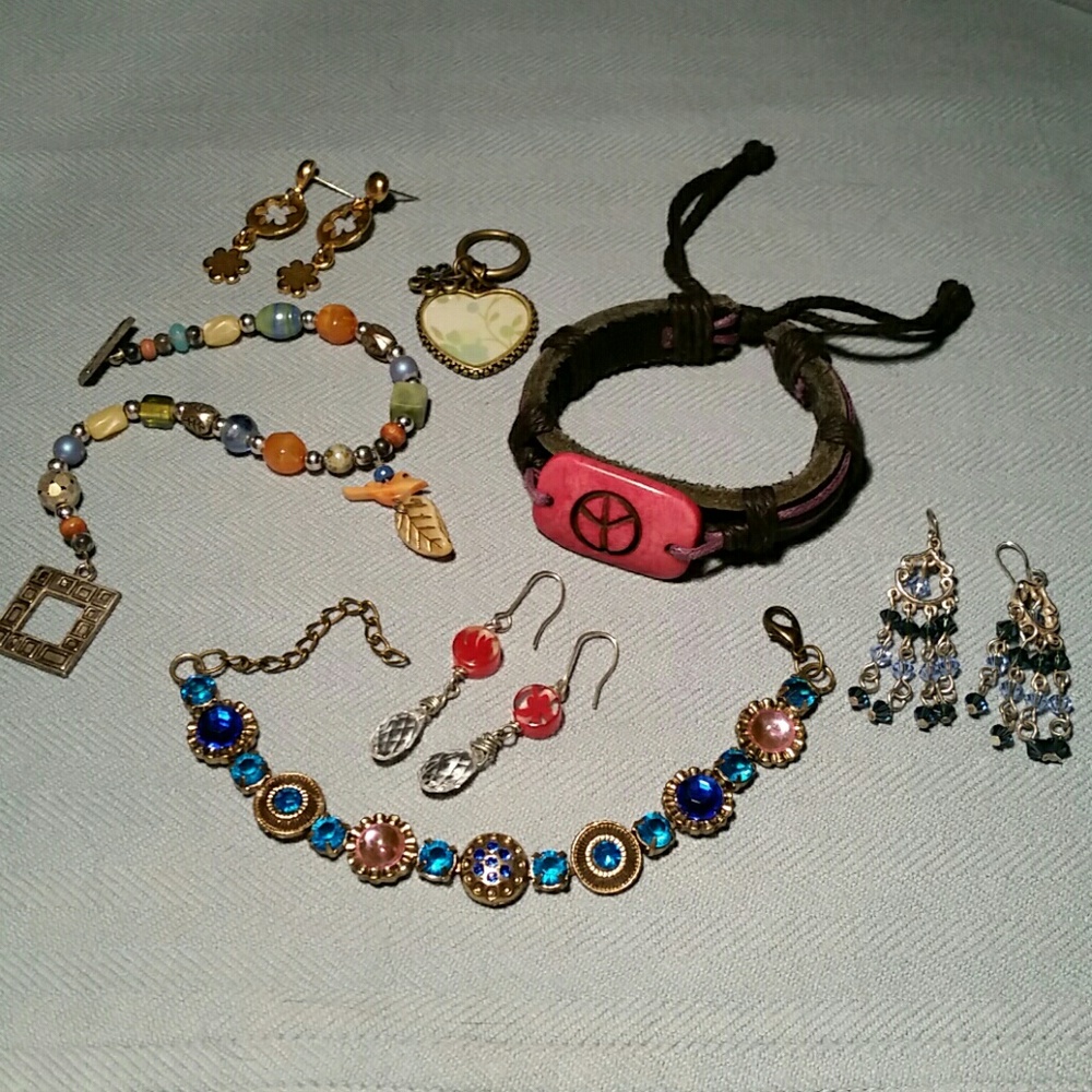 AWESOME Huge JEWELRY LOT! WOW!