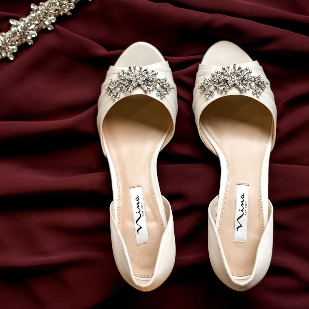 Ivory Bridal Wedges, 2.5”