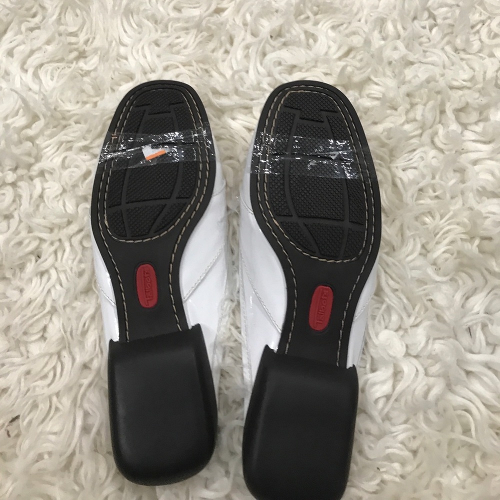 Talbots white leather mules, flats - Picture 4 of 8