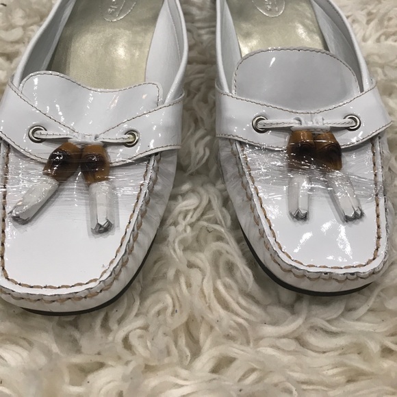 Talbots white leather mules, flats - Picture 2 of 8