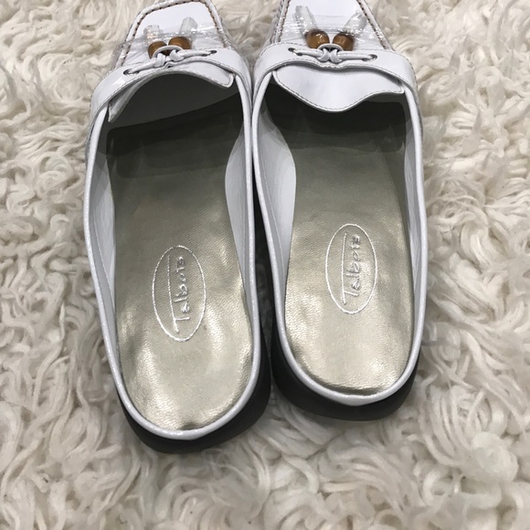 Talbots white leather mules, flats - Picture 3 of 8