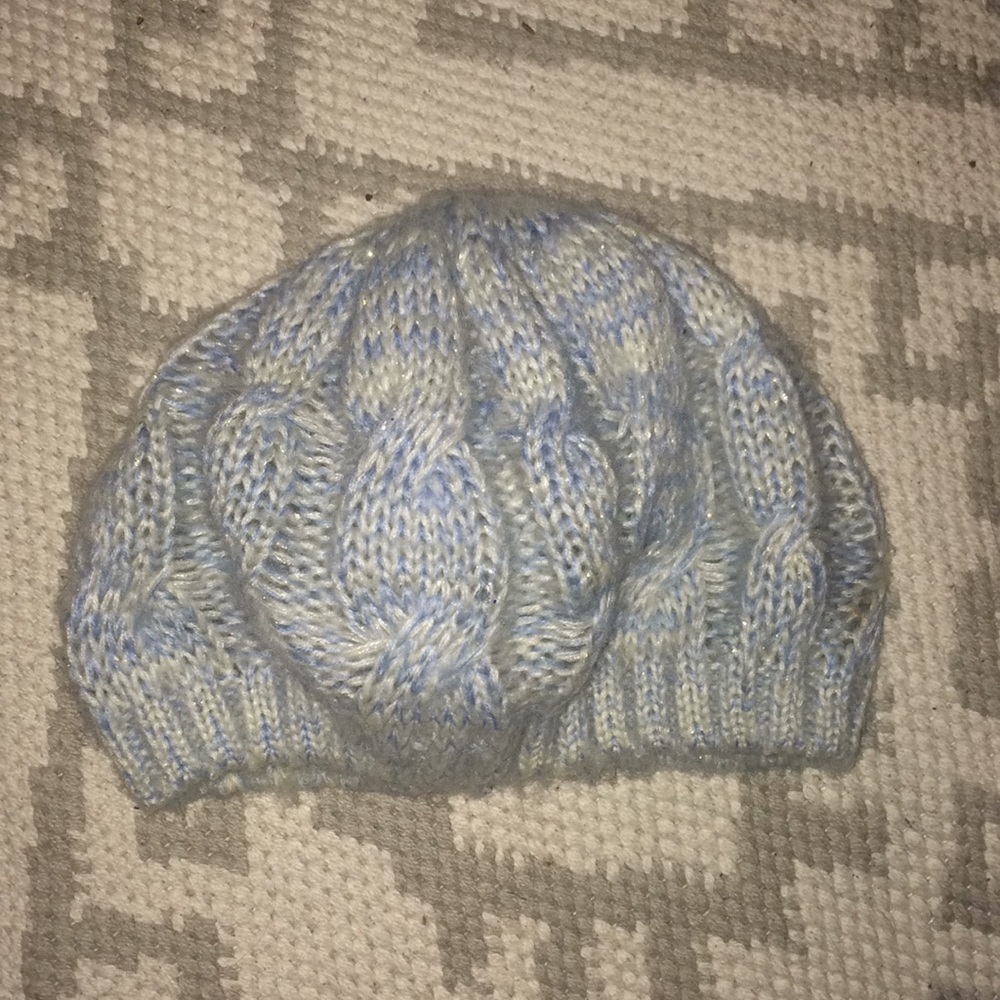 Beanie - Picture 2 of 4