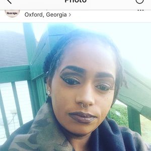 Meet your Posher, Renee