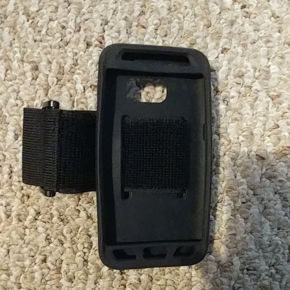Workout armband