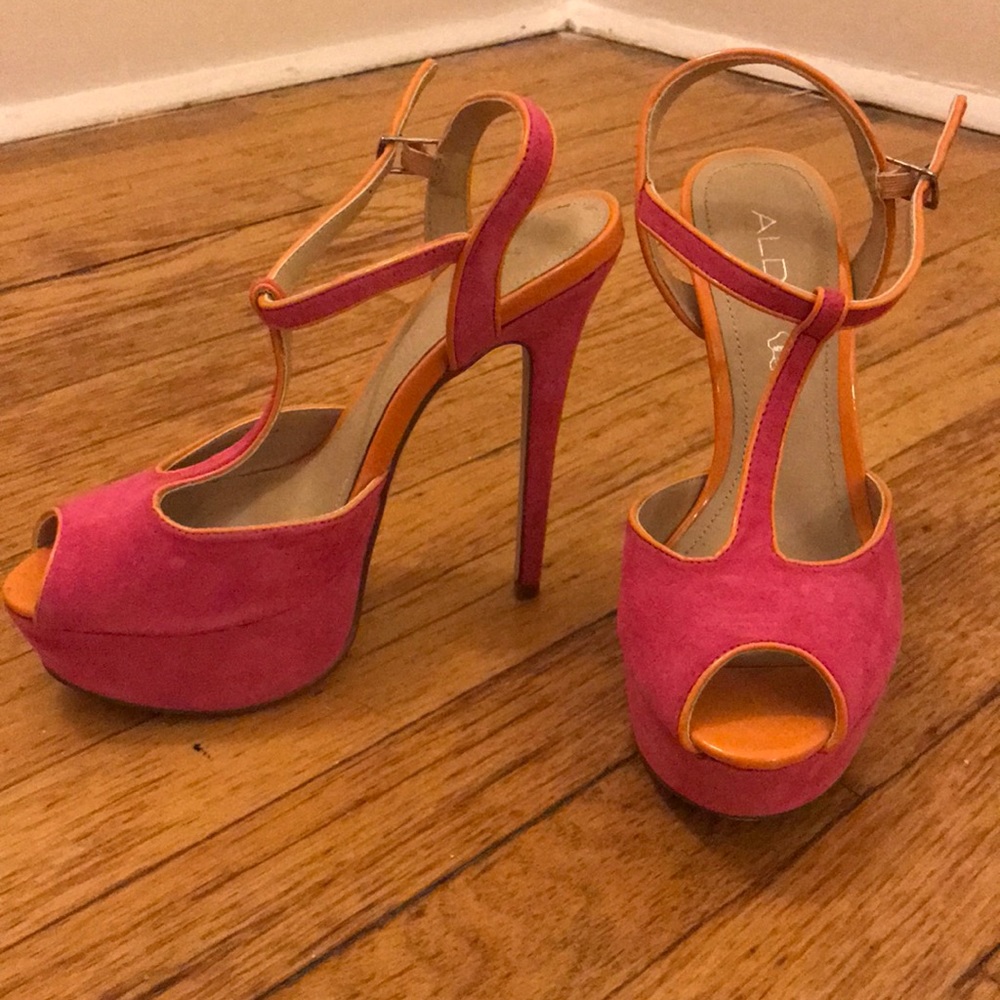 Peep toe heels
