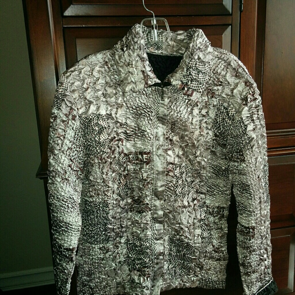 Reversible silver SMALL crinkle jacket