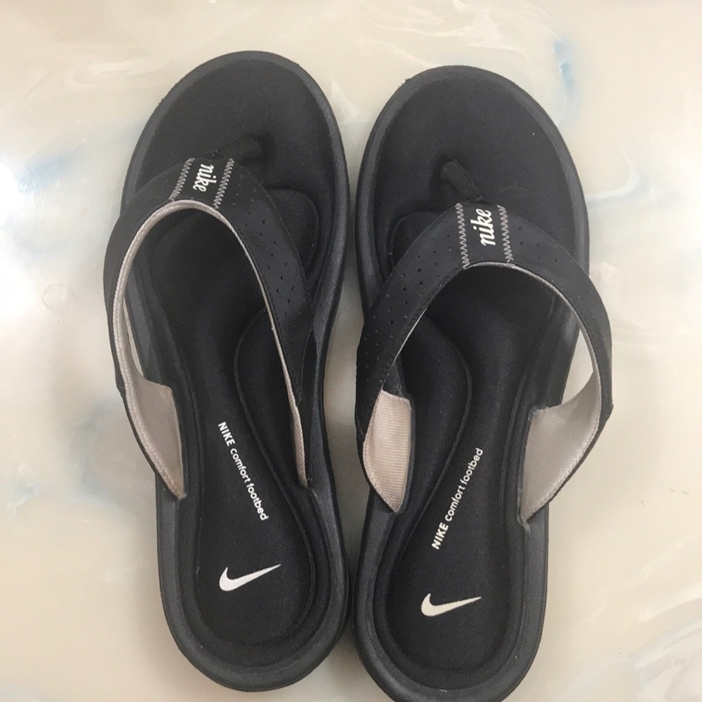 Nike Memory Foam Flip Flops