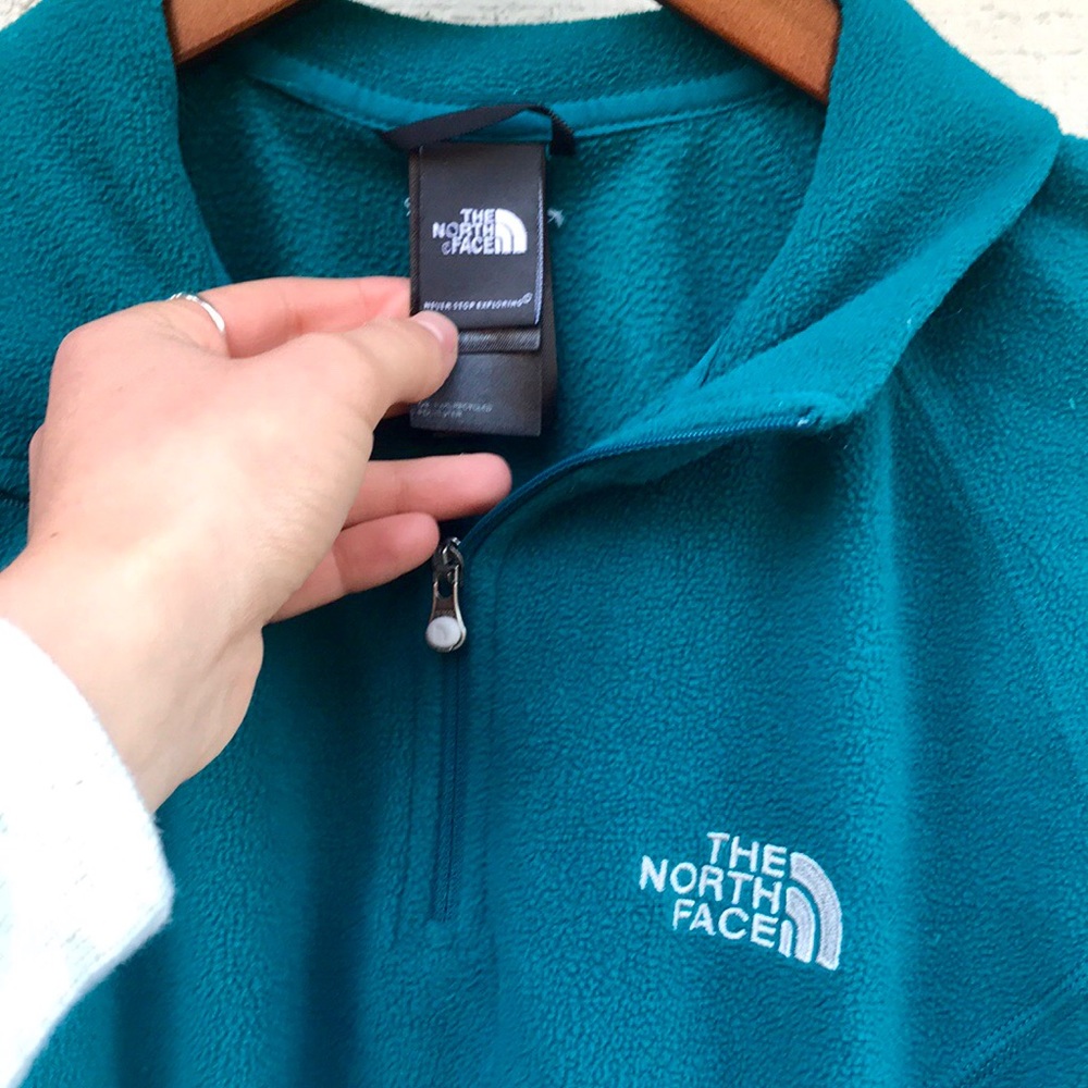 North Face Small Teal Fleece Quarter Zip Pullover