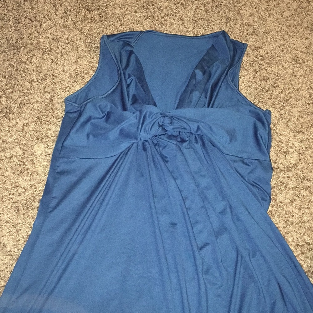New never worn ladies silky summer dress