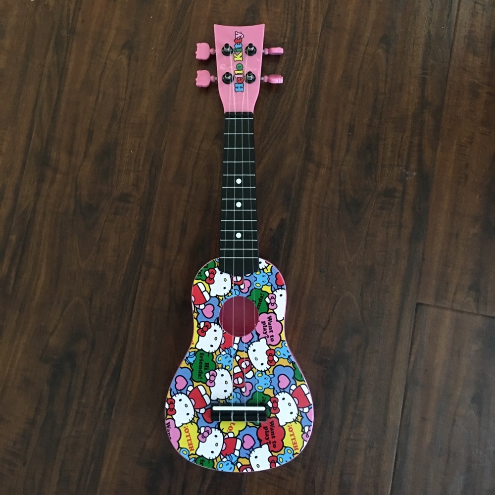 Plastic Hello Kitty Ukulele ❤