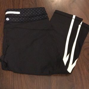 Lululemon up the pace angel wing/sweet spot crops