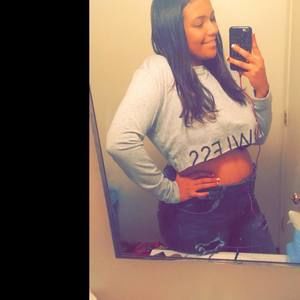 Meet your Posher, Alyssa