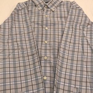 Men’s Athletic fit dress shirt