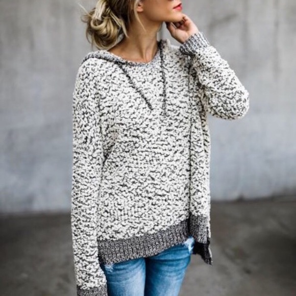 ‼️LAST ONE ‼️ NEW cozy plush hoodie/sweater - Picture 2 of 3