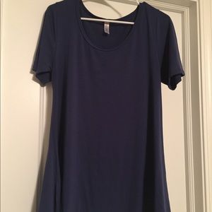 Large Lularoe Navy Blue Classic T