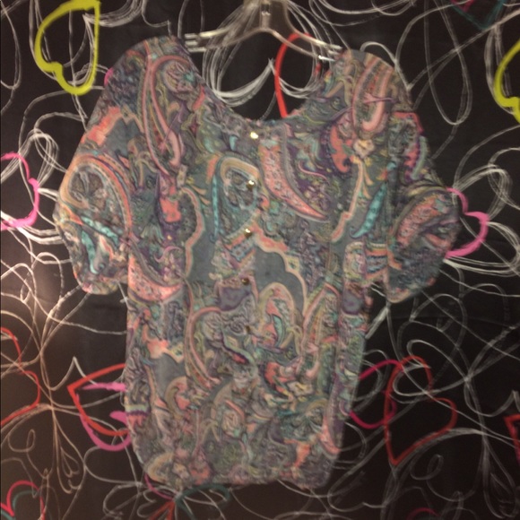 Blouse - Picture 2 of 4