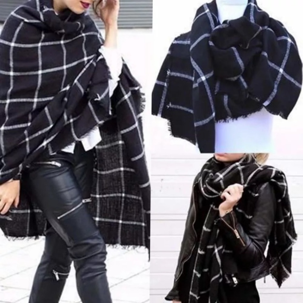 Jolie Scarf
