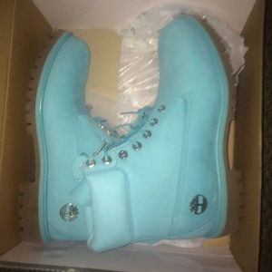 Blue Timberlands