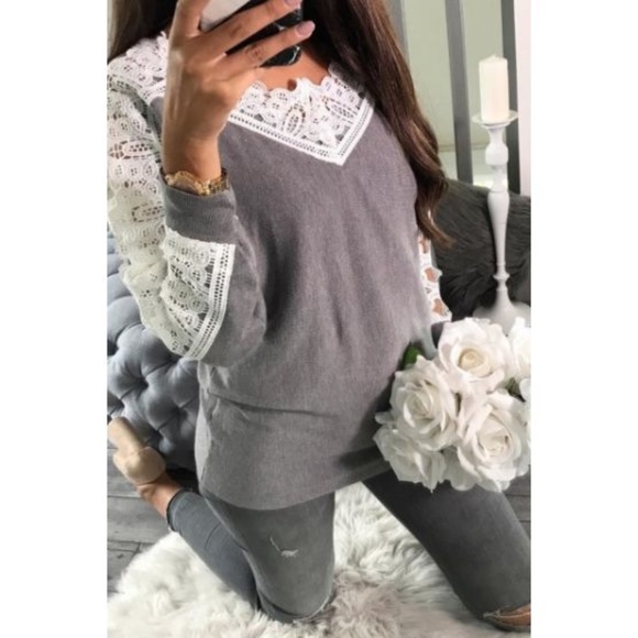 Gray Lace top Gorgeous ❤ - Picture 2 of 2