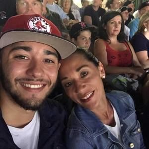 Meet your Posher, Glorianne