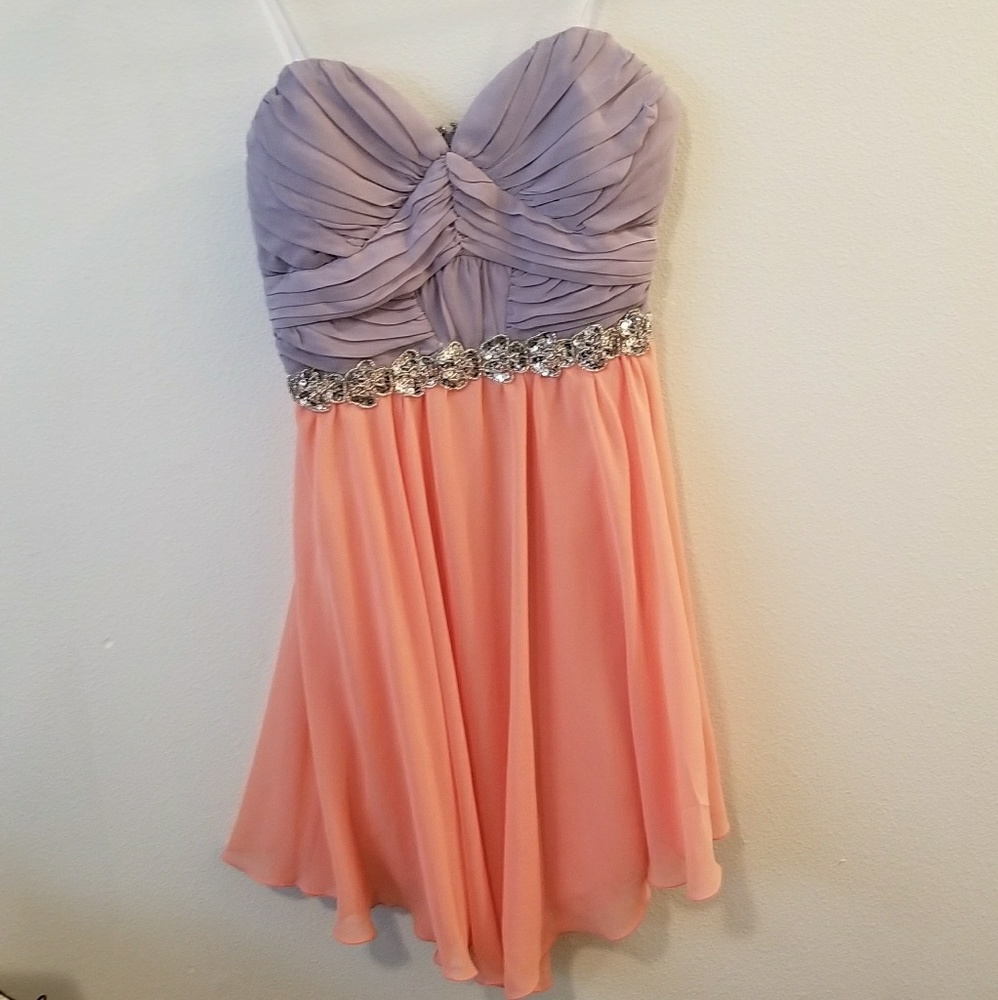 Strapless dress
