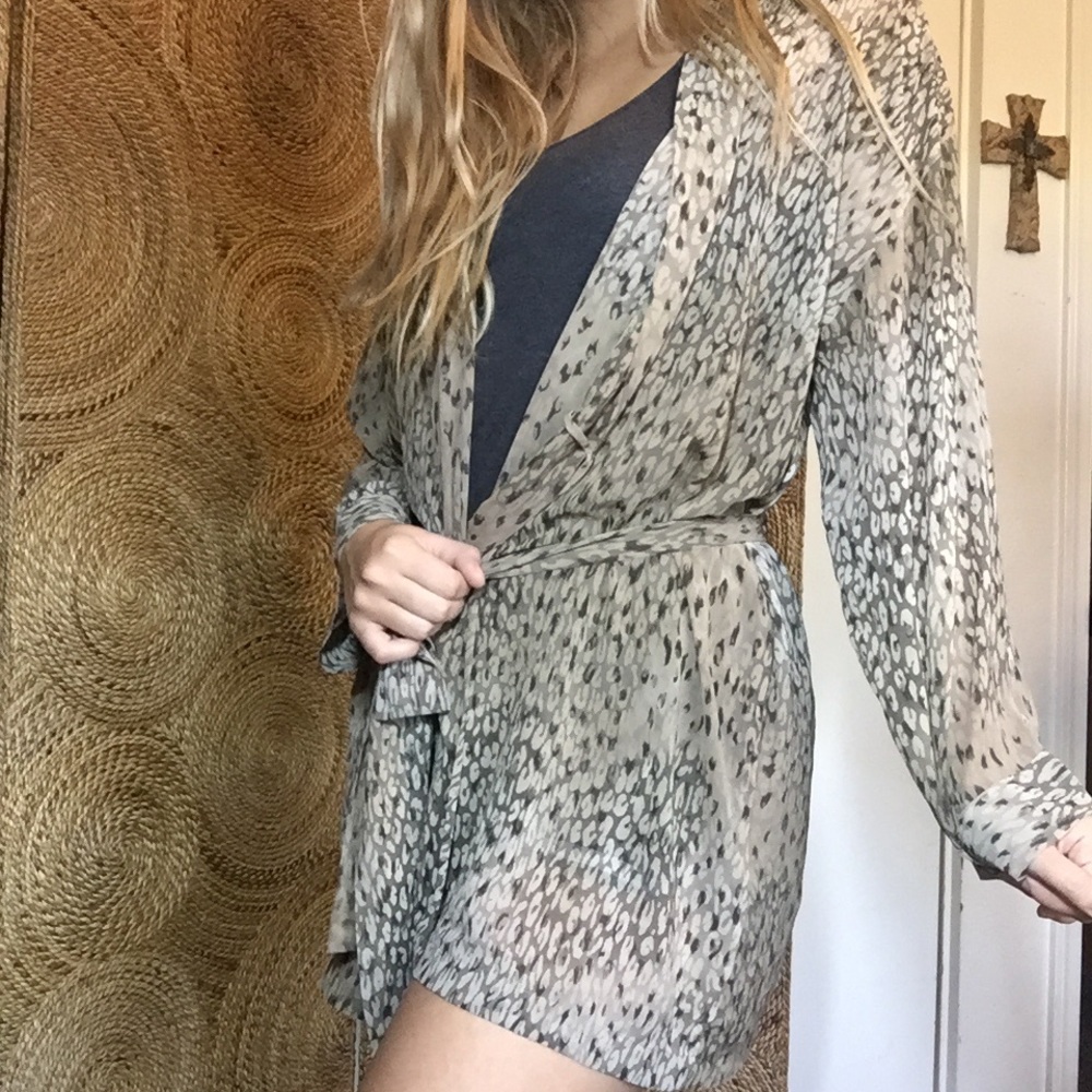 •VICTORIAS SECRET• Kimono